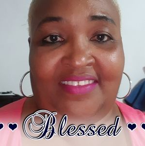 Meet your Posher, Edwina